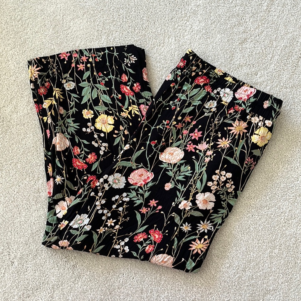 LOFT wide leg capris